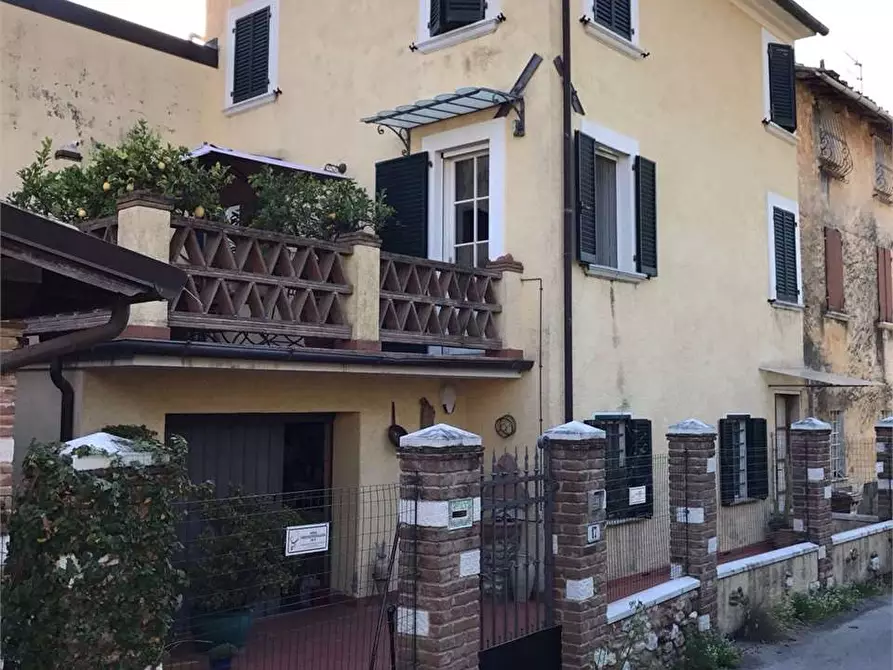 Immagine 6 di Porzione di casa in vendita  in Via degli olmi  a Forte Dei Marmi