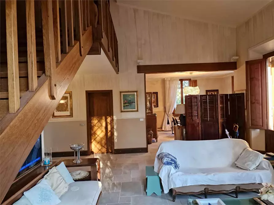 Immagine 7 di Villa in affitto  in Via Firenze a Forte Dei Marmi