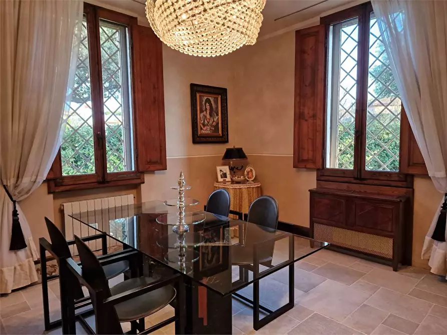 Immagine 5 di Villa in affitto  in Via Firenze a Forte Dei Marmi