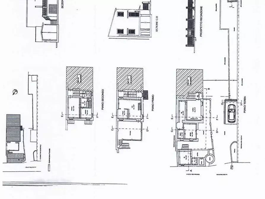 Immagine 17 di Porzione di casa in vendita  in Via degli olmi  a Forte Dei Marmi