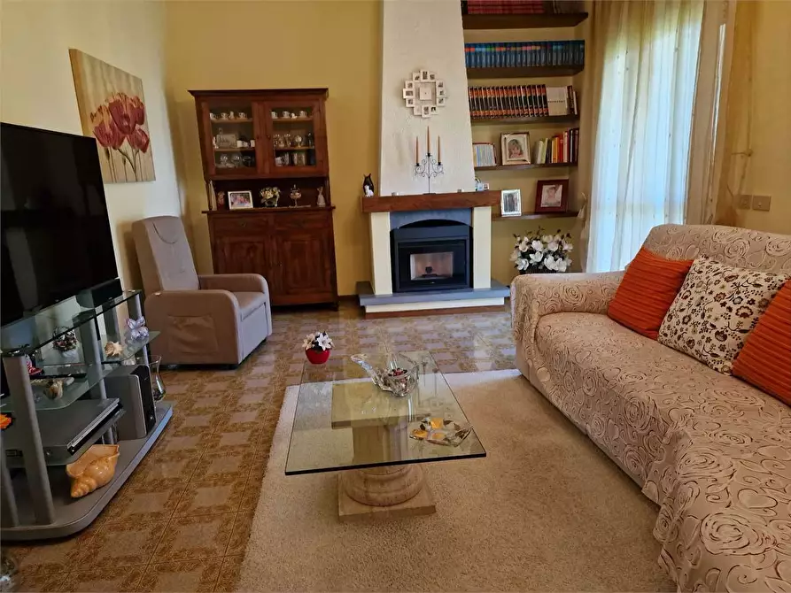 Immagine 11 di Villa in vendita  in Via degli Olmi a Forte Dei Marmi