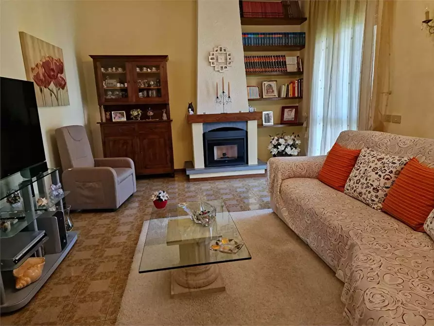 Immagine 6 di Villa in vendita  in Via degli Olmi a Forte Dei Marmi