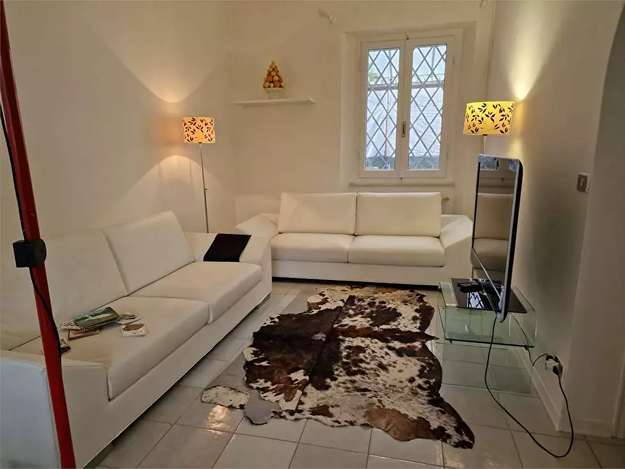 Immagine 4 di Casa indipendente in affitto  in via Piave a Forte Dei Marmi