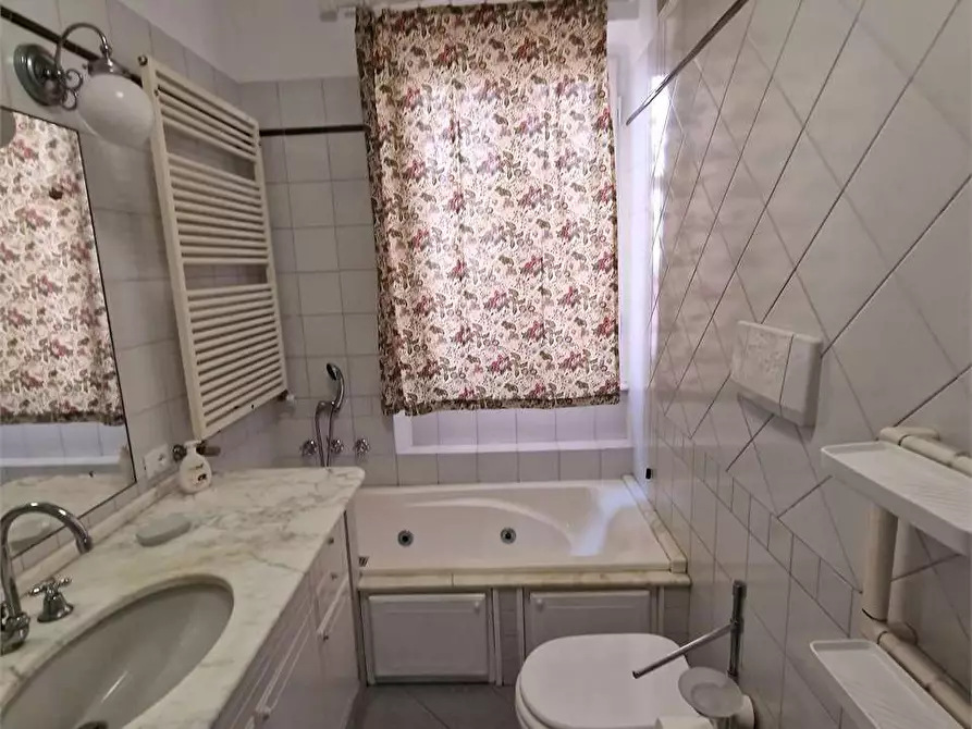 Immagine 17 di Casa indipendente in affitto  in via Piave a Forte Dei Marmi