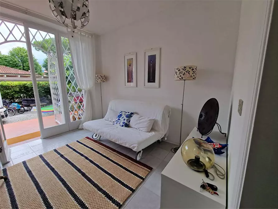 Immagine 1 di Casa indipendente in affitto  in Via  Piave a Forte Dei Marmi