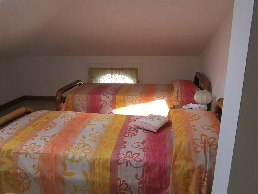 Immagine 17 di Casa bifamiliare in affitto  in via canova a Forte Dei Marmi