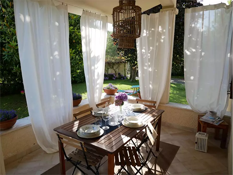 Immagine 1 di Casa bifamiliare in affitto  in Via Gramsci a Forte Dei Marmi