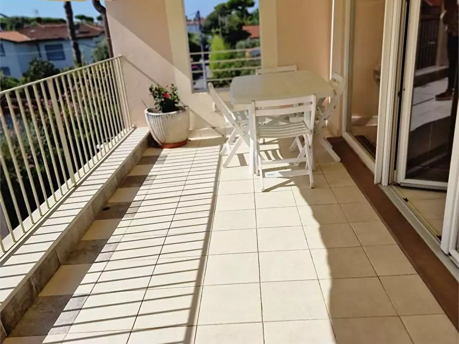 Immagine 4 di Appartamento in vendita  in Via duca degli Abruzzi a Forte Dei Marmi