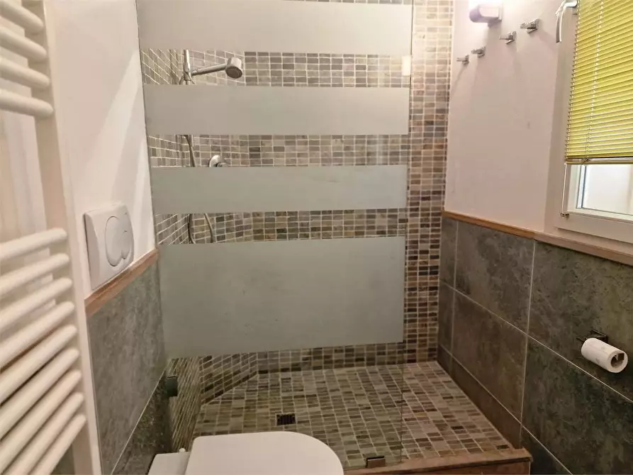 Immagine 14 di Appartamento in vendita  in Via duca degli Abruzzi a Forte Dei Marmi