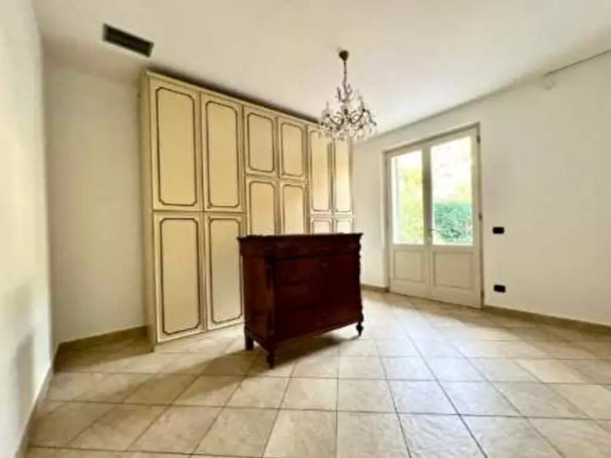 Immagine 18 di Villa in vendita  in Via Pescino a Pietrasanta