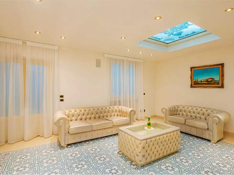Immagine 27 di Villa in affitto  in Via Ariosto a Forte Dei Marmi