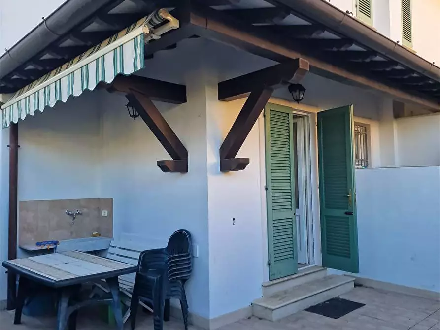 Immagine 4 di Casa bifamiliare in vendita  in Via Lorenzo dei Medici a Forte Dei Marmi