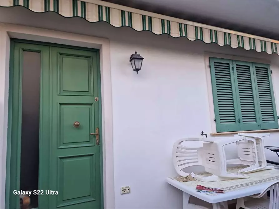 Immagine 37 di Casa bifamiliare in vendita  in Via Lorenzo dei Medici a Forte Dei Marmi