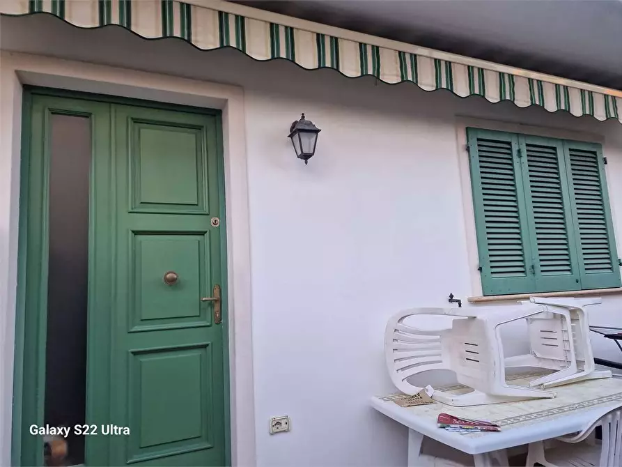 Immagine 36 di Casa bifamiliare in vendita  in Via Lorenzo dei Medici a Forte Dei Marmi