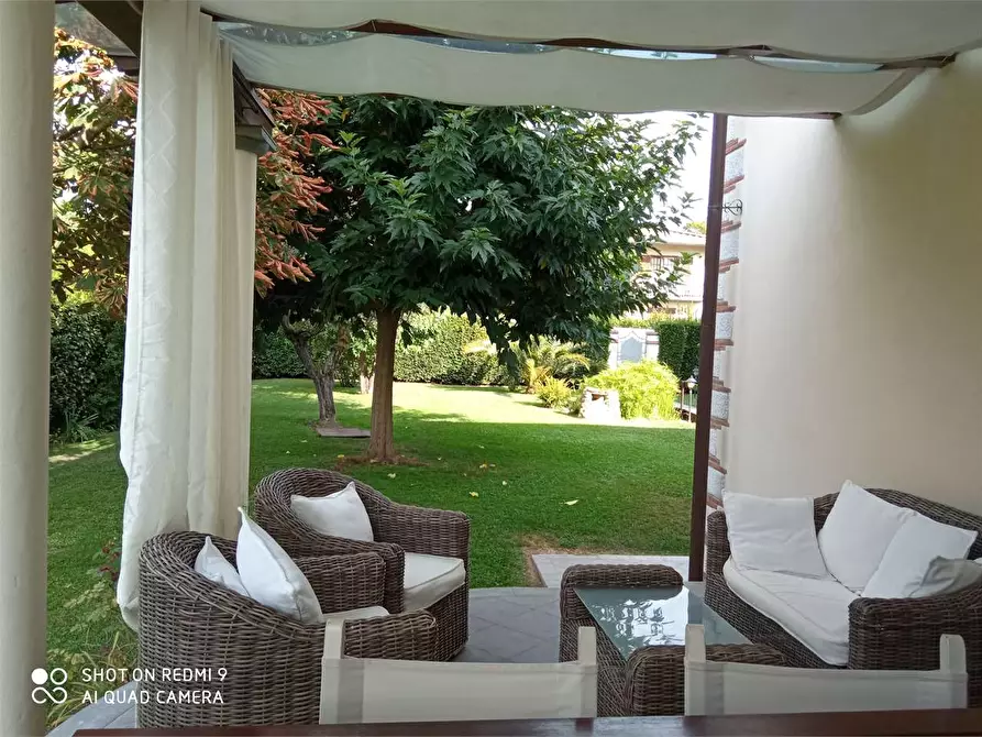 Immagine 14 di Villa in affitto  in Via B. Croce a Forte Dei Marmi