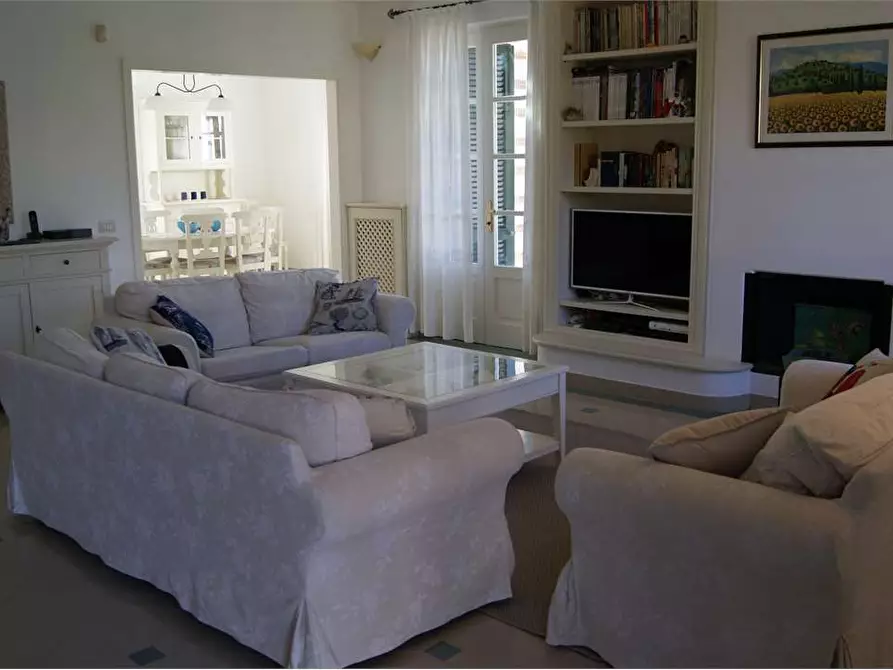 Immagine 34 di Villa in affitto  in Via B. Croce a Forte Dei Marmi