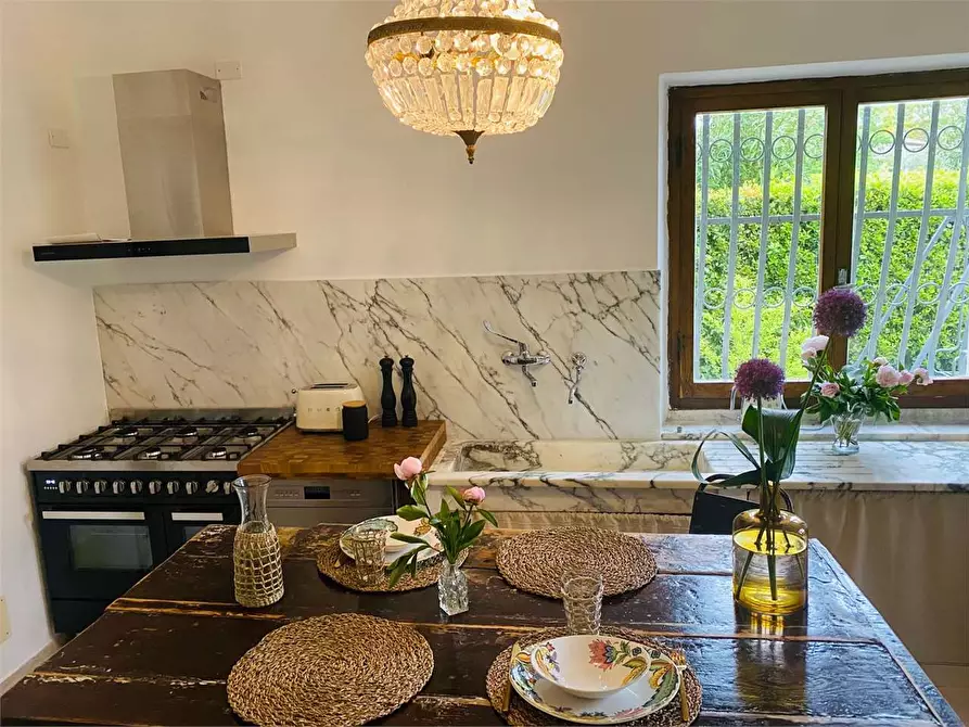 Immagine 10 di Casa bifamiliare in affitto  in Via  San Camillo a Forte Dei Marmi