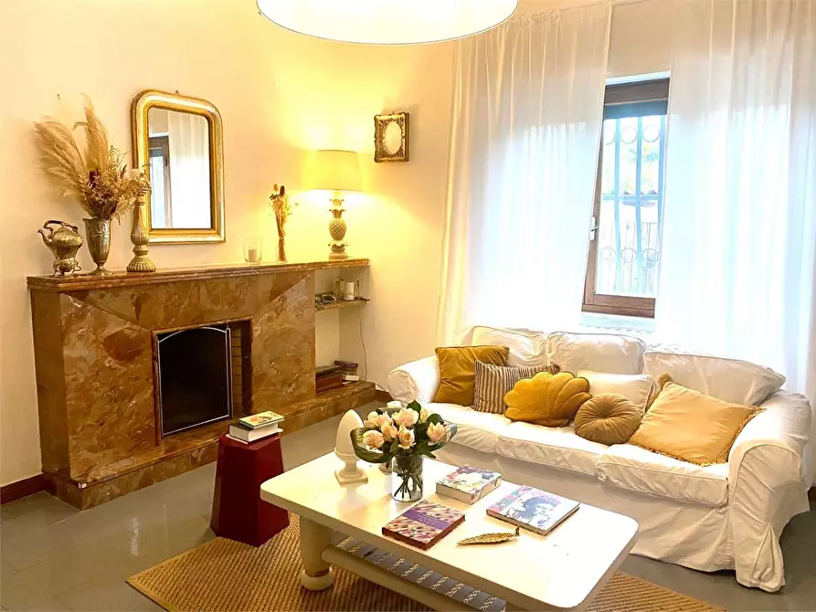 Immagine 18 di Casa bifamiliare in affitto  in Via  San Camillo a Forte Dei Marmi