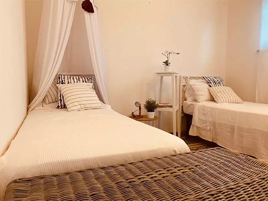 Immagine 26 di Casa bifamiliare in affitto  in Via  San Camillo a Forte Dei Marmi