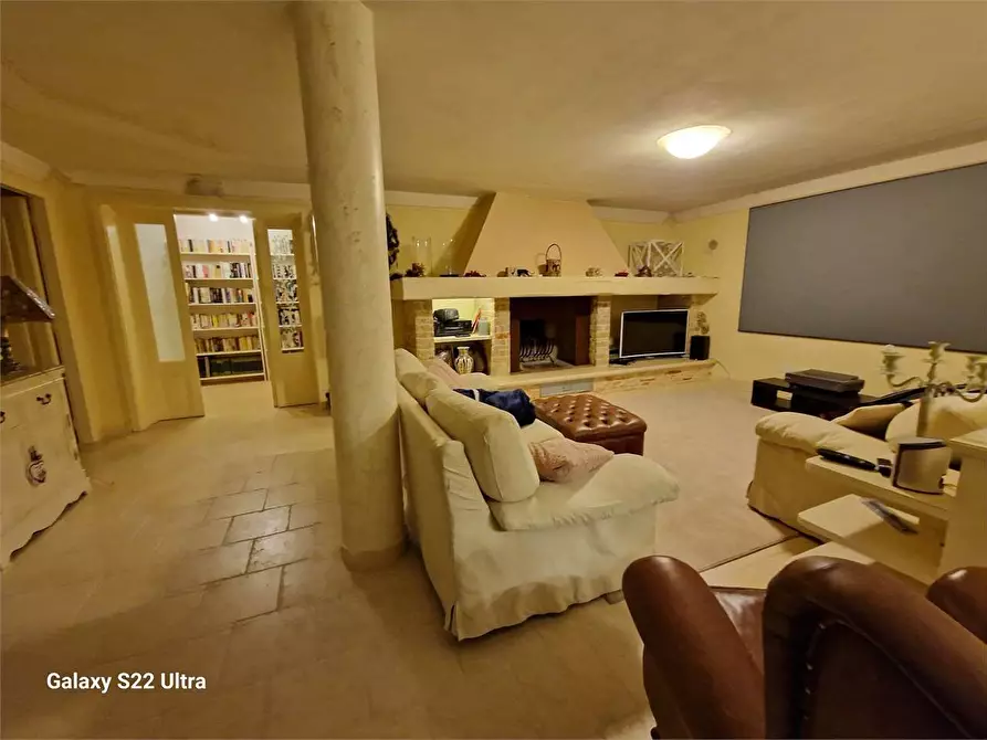 Immagine 25 di Villa in affitto  in Via F. Crispi a Forte Dei Marmi