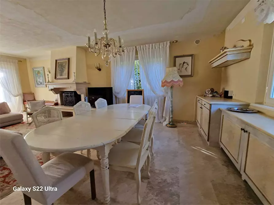 Immagine 11 di Villa in affitto  in Via F. Crispi a Forte Dei Marmi