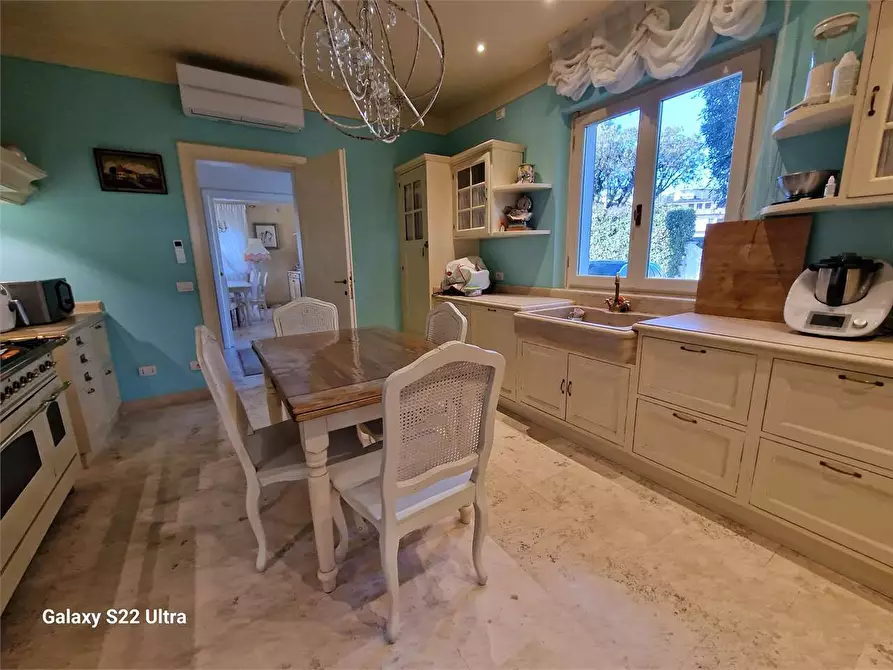 Immagine 20 di Villa in affitto  in Via F. Crispi a Forte Dei Marmi