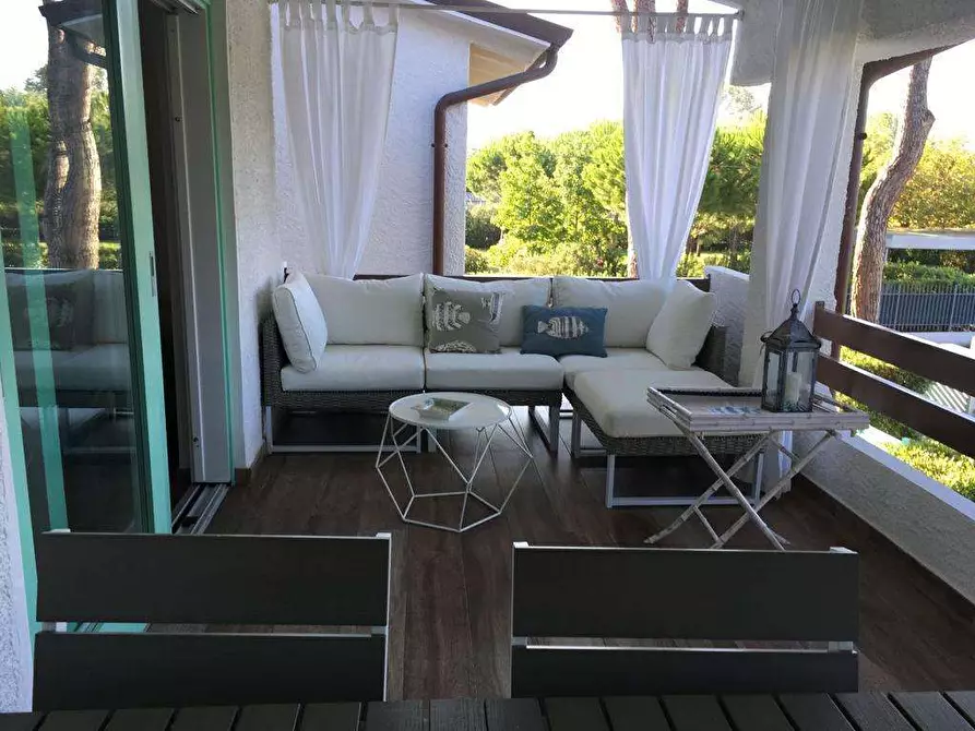 Immagine 1 di Villetta a schiera in affitto  in Via Civitali a Forte Dei Marmi