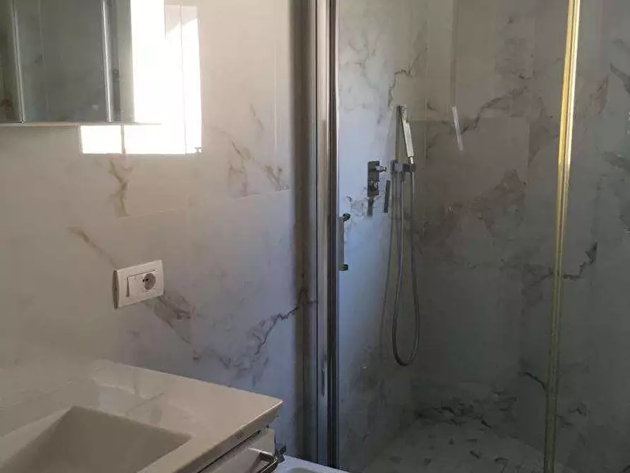 Immagine 13 di Villetta a schiera in affitto  in Via Calamandrei a Forte Dei Marmi