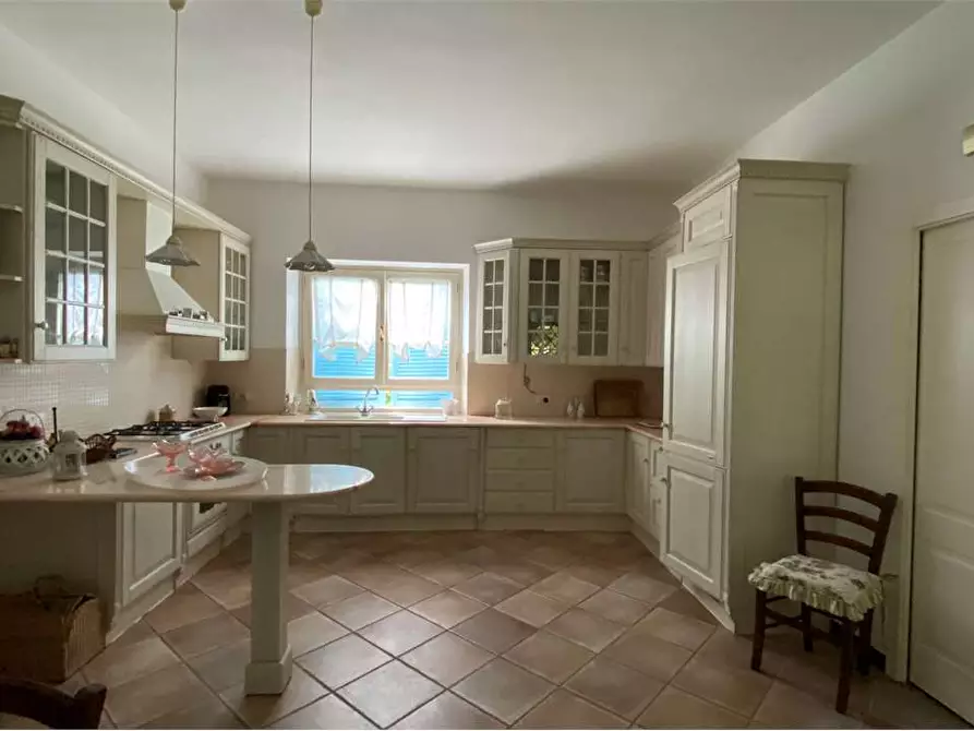 Immagine 15 di Villa in vendita  in Via dei Salesiani a Pietrasanta