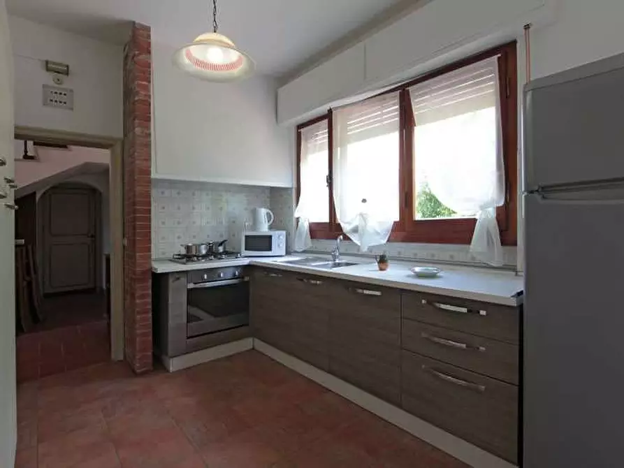 Immagine 12 di Villa in affitto  in Via Lorenzo dei Medici a Forte Dei Marmi