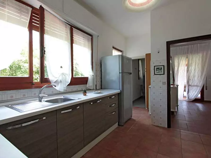 Immagine 11 di Villa in affitto  in Via Lorenzo dei Medici a Forte Dei Marmi