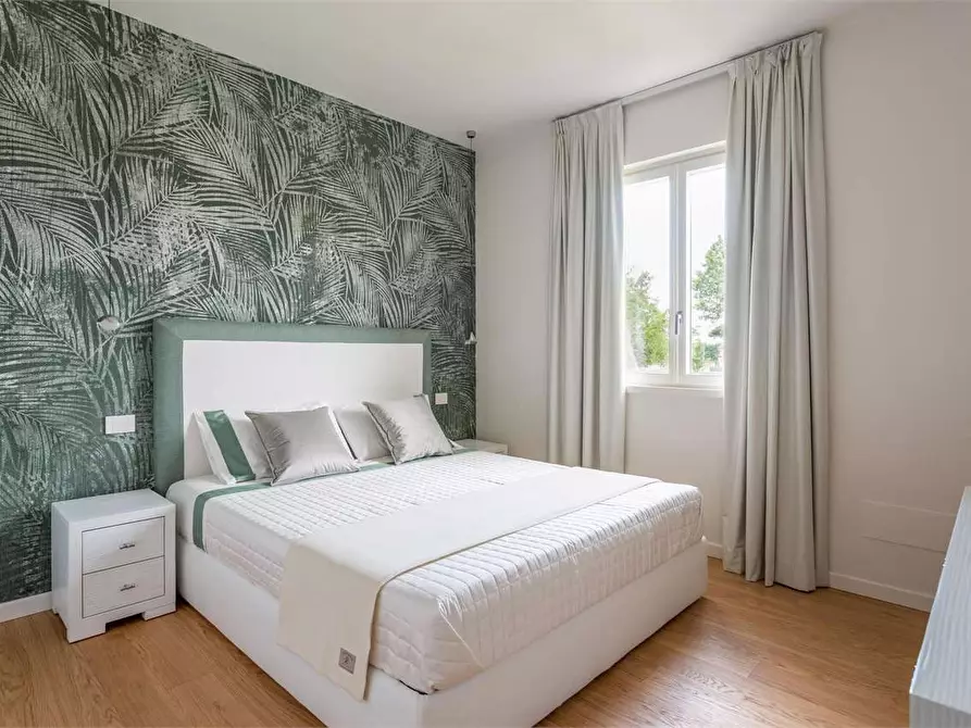 Immagine 20 di Casa bifamiliare in affitto  in Via Volta a Forte Dei Marmi