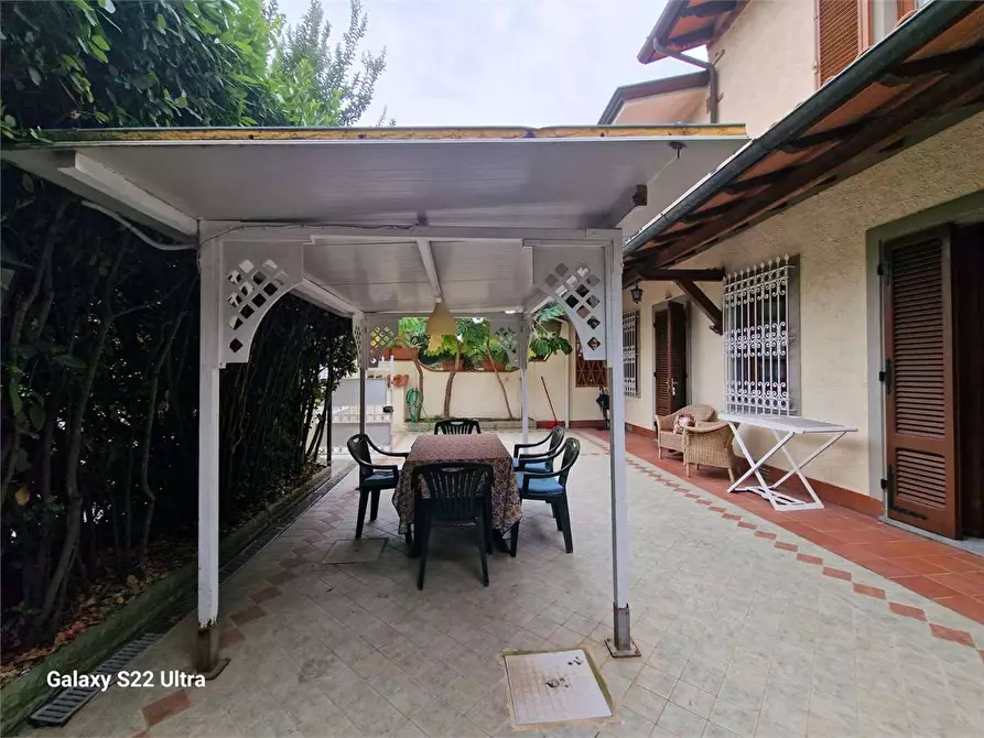 Immagine 4 di Appartamento in vendita  in Via Del Paradiso a Forte Dei Marmi