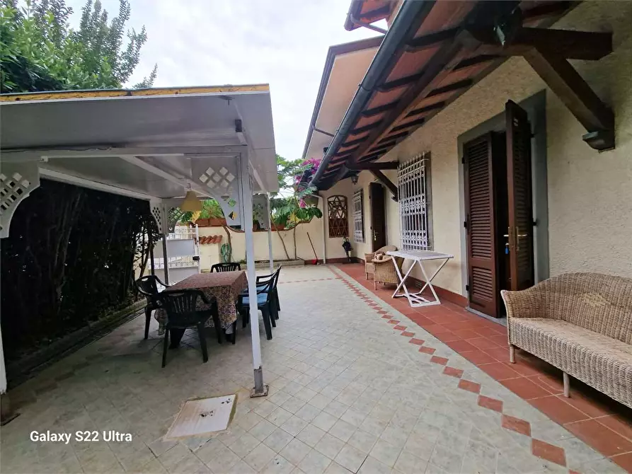 Immagine 2 di Appartamento in vendita  in Via Del Paradiso a Forte Dei Marmi