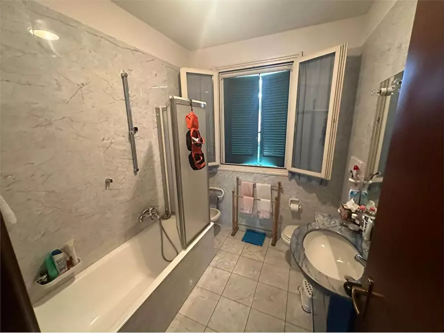 Immagine 32 di Appartamento in affitto  in Via Medici a Forte Dei Marmi