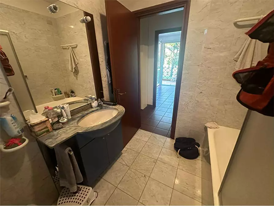 Immagine 33 di Appartamento in affitto  in Via Medici a Forte Dei Marmi