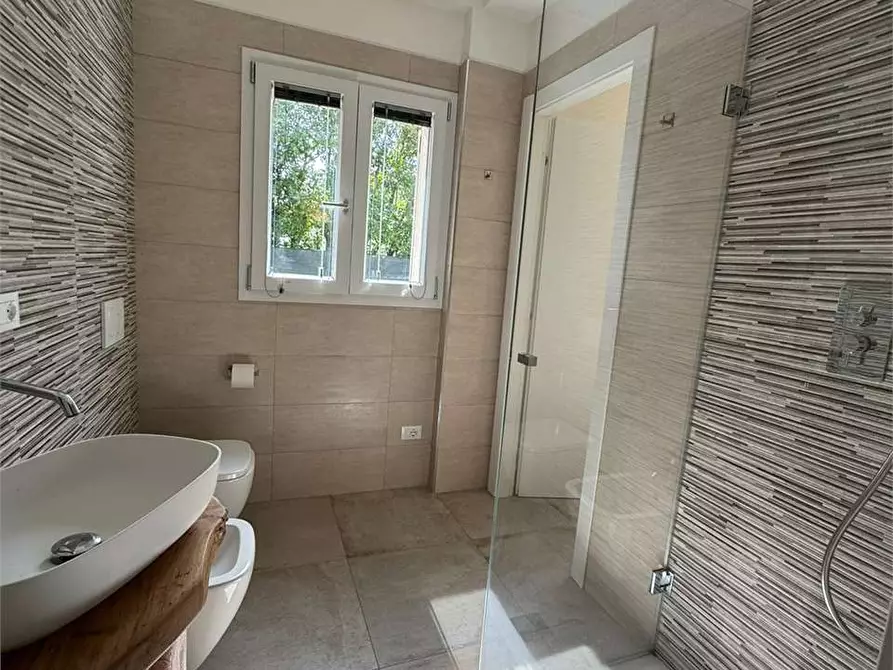 Immagine 20 di Appartamento in affitto  in Via  Marietta a Montignoso