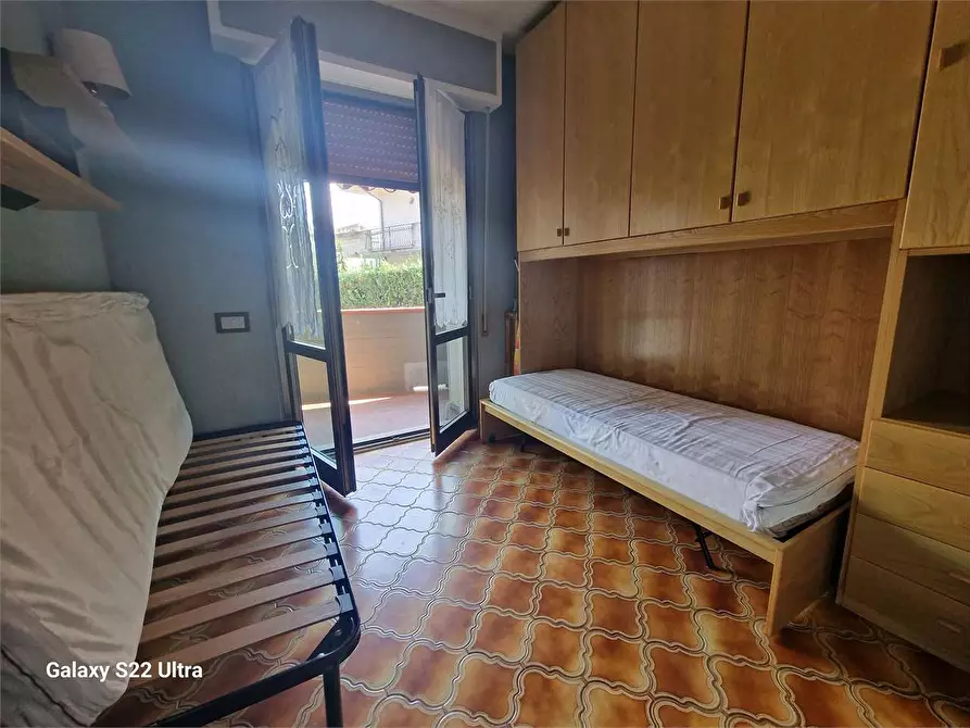 Immagine 16 di Appartamento in vendita  in Via  Pandolfino a Massa