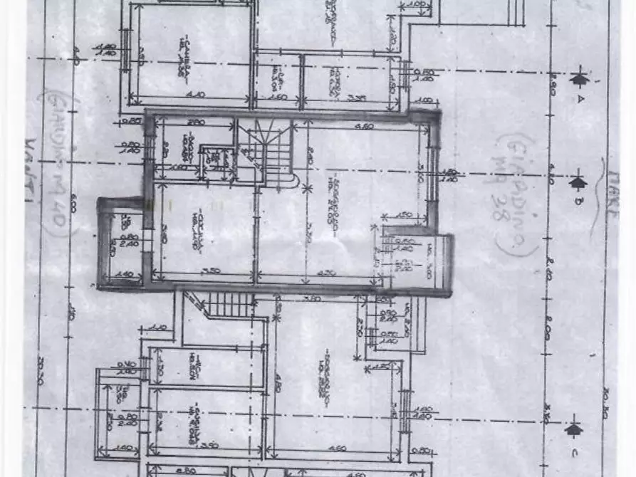 Immagine 39 di Villetta a schiera in vendita  in Via Antonio Canova a Forte Dei Marmi