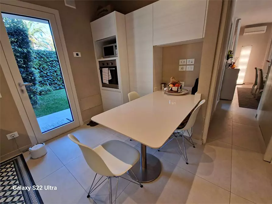 Immagine 24 di Villa in affitto  in Via Verdi a Forte Dei Marmi