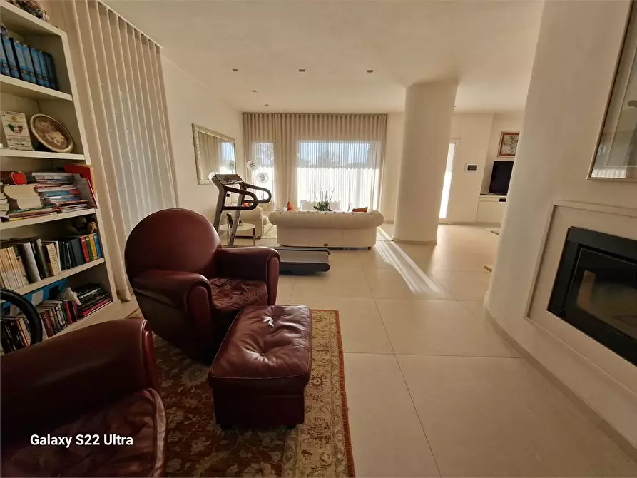 Immagine 23 di Villa in affitto  in Via Verdi a Forte Dei Marmi