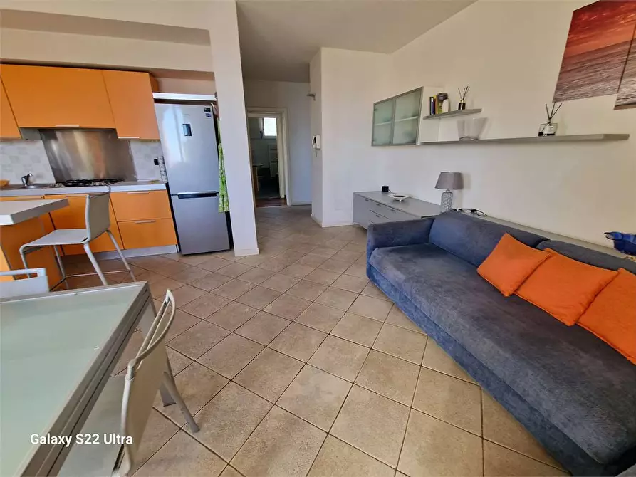 Immagine 1 di Appartamento in affitto  in Via Ugo Foscolo a Pietrasanta