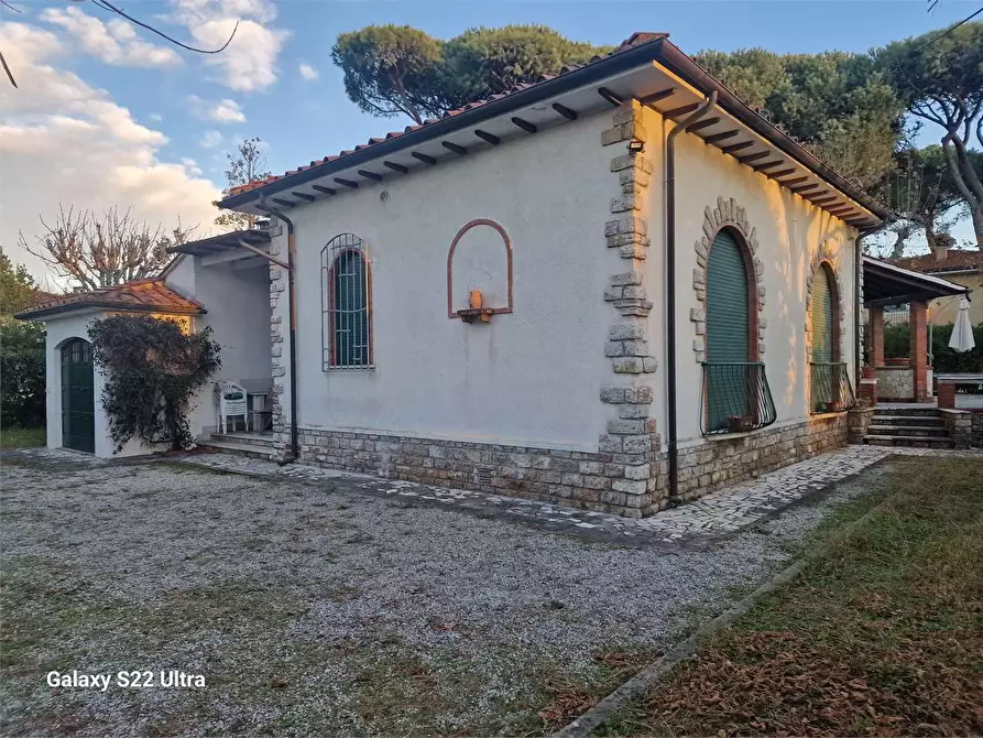 Immagine 44 di Villa in affitto  in Via Maddalena a Pietrasanta