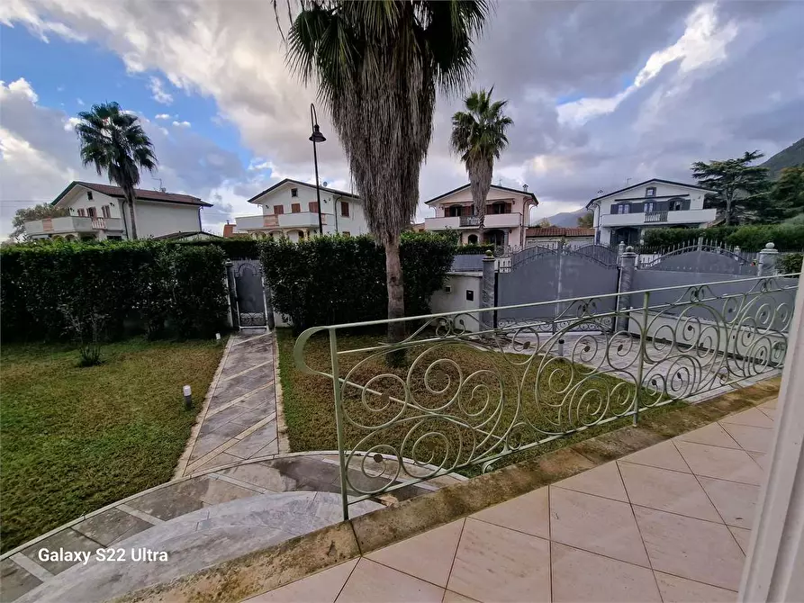 Immagine 31 di Villa in affitto  in via Romana a Montignoso