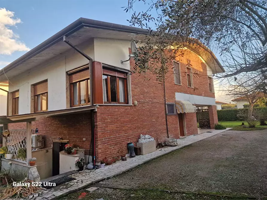 Immagine 8 di Villa in vendita  in Via Degli Olmi a Forte Dei Marmi