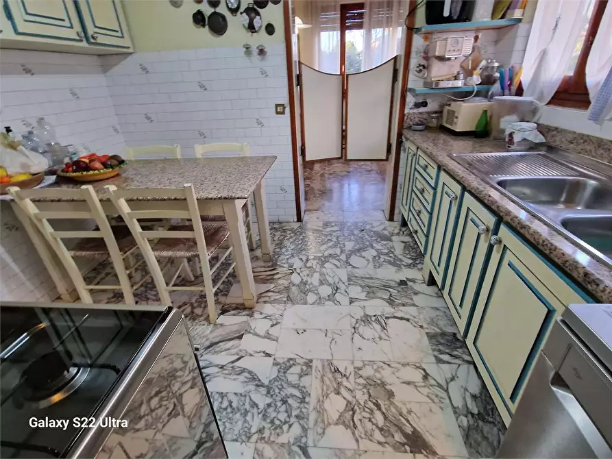 Immagine 18 di Villa in vendita  in Via Degli Olmi a Forte Dei Marmi