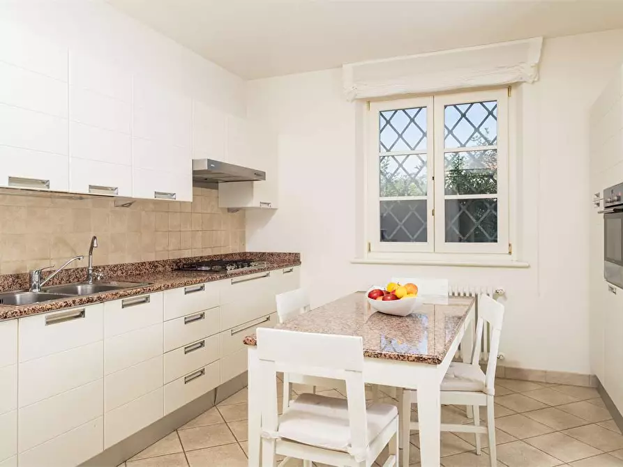 Immagine 24 di Villa in affitto  in Via  della Barbiera a Forte Dei Marmi