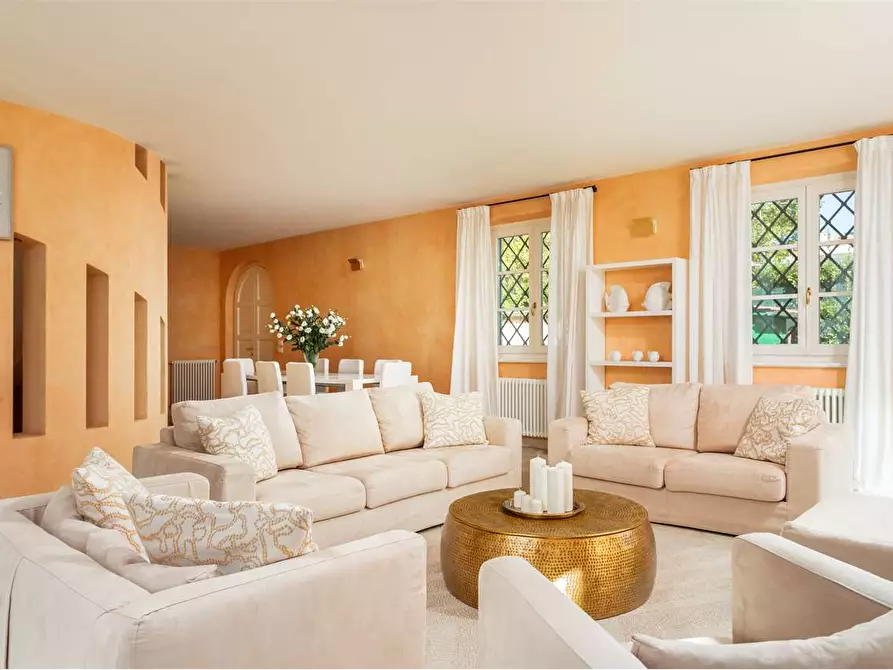 Immagine 27 di Villa in affitto  in Via  della Barbiera a Forte Dei Marmi