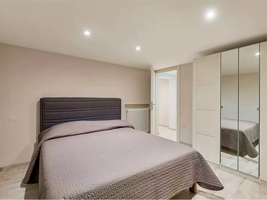 Immagine 25 di Casa bifamiliare in affitto  in Via Versilia a Forte Dei Marmi