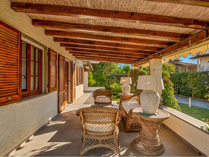 Immagine 37 di Casa bifamiliare in affitto  in Via Versilia a Forte Dei Marmi